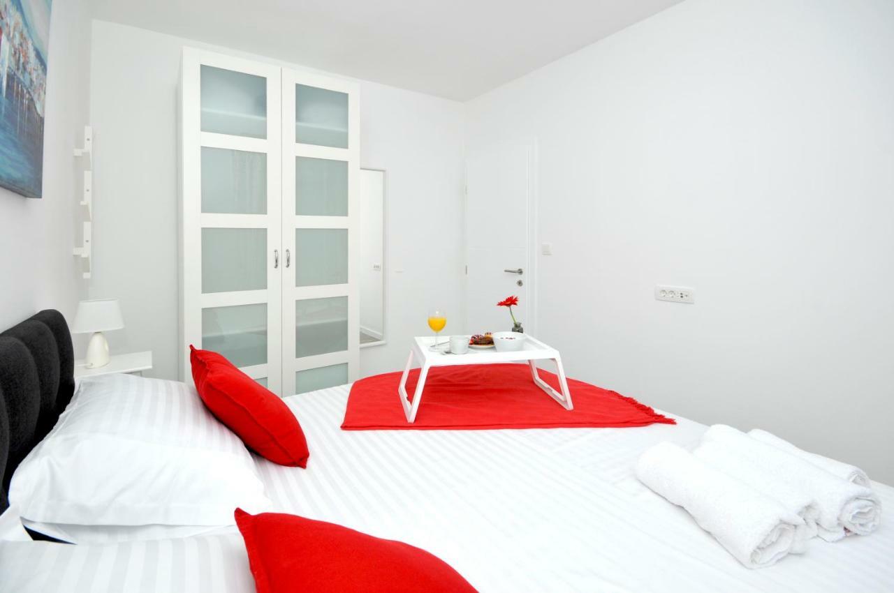 Apartmani Olive Трогир Экстерьер фото