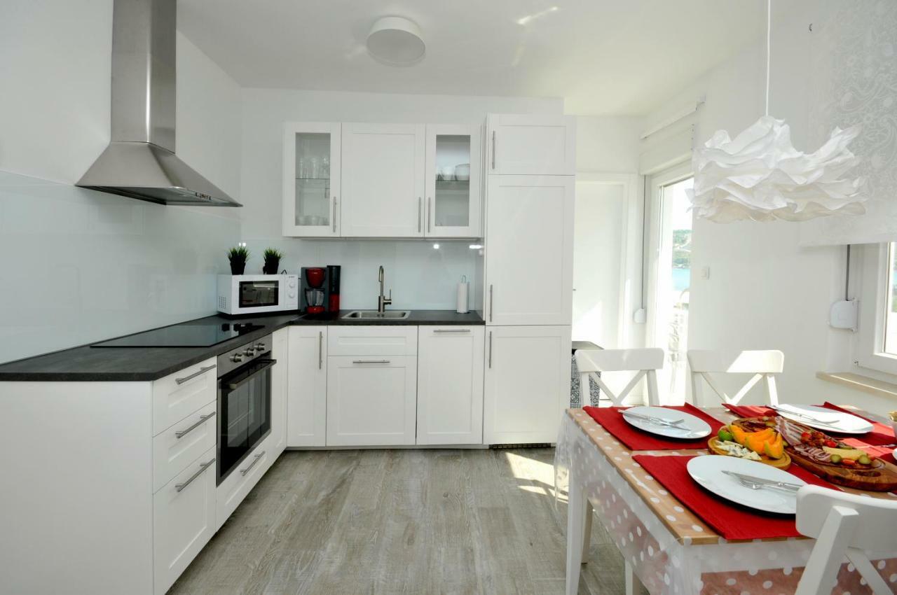 Apartmani Olive Трогир Экстерьер фото